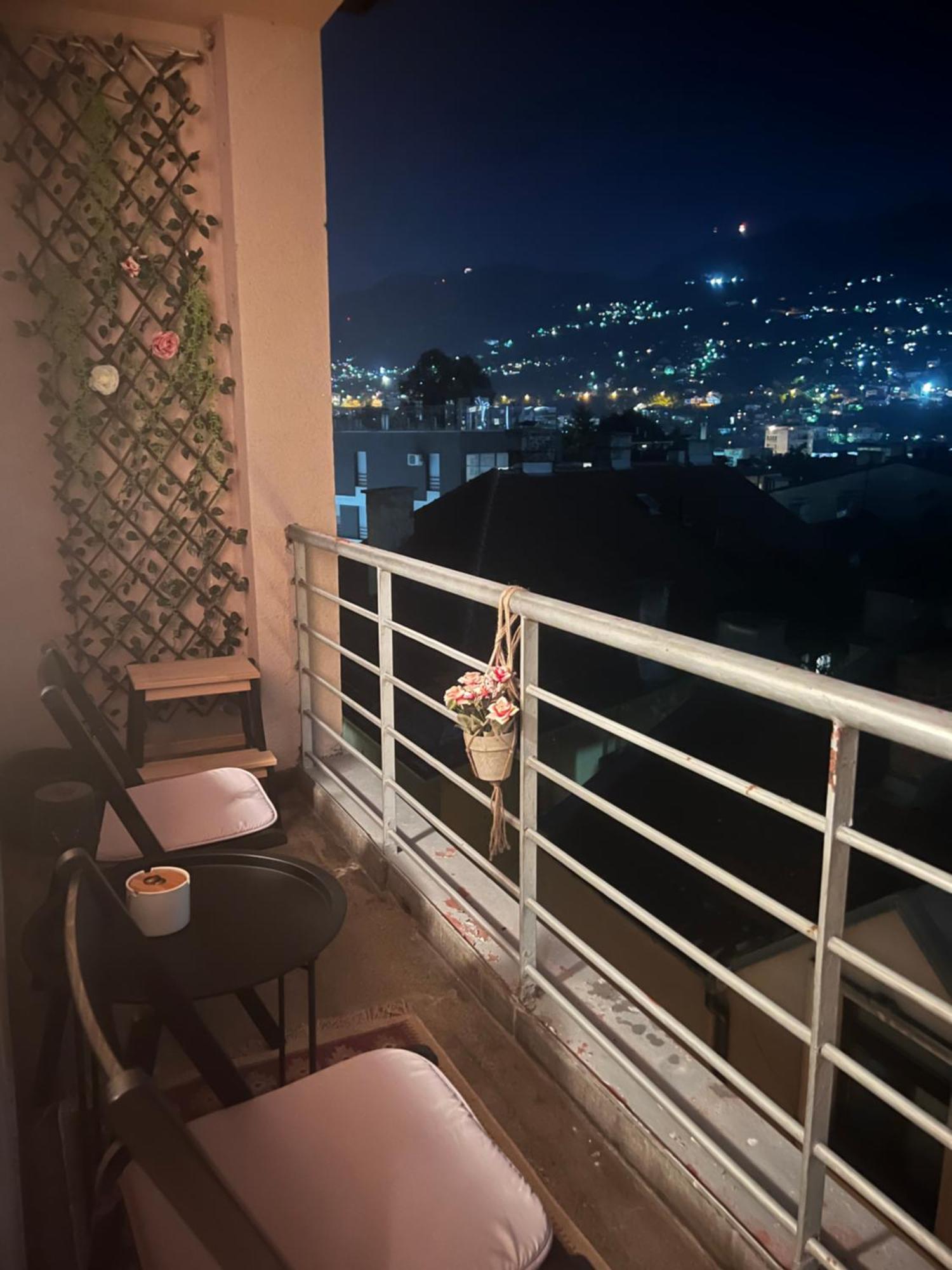Awesome Panorama Penthouse - Free Parking And Balcony Apartment Sarajevo Exterior photo